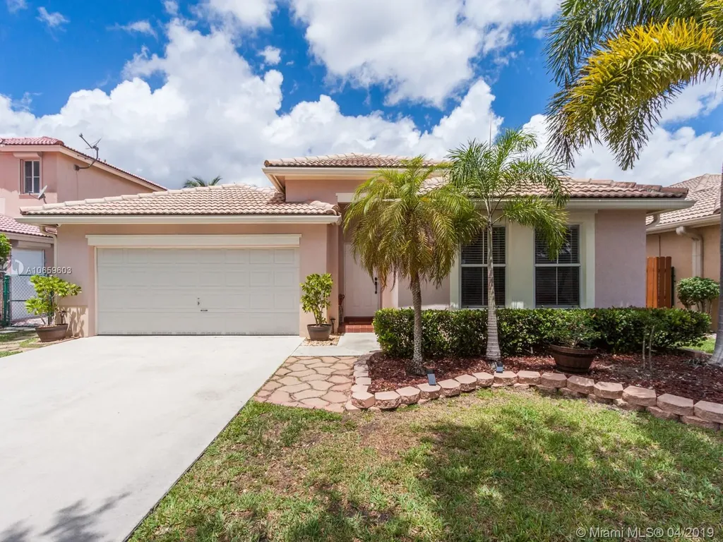 14025 S Cypress Cove Circle Davie FL 33325
