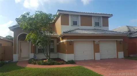 9232 Grand Canal Drive Miami FL 33174