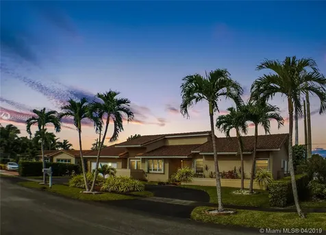1924 SW 94th Court Miami FL 33165