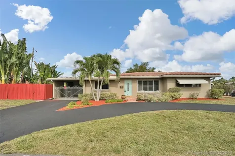820 SE 2nd Terrace Pompano Beach FL 33060