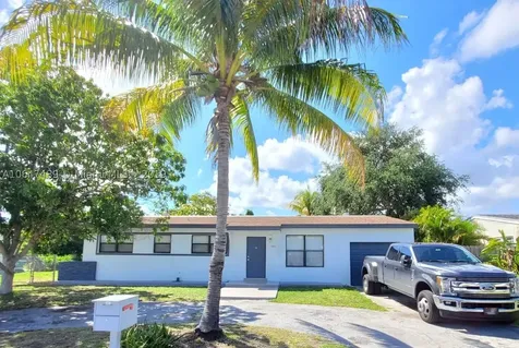 10900 Peachtree Drive Miami FL 33161
