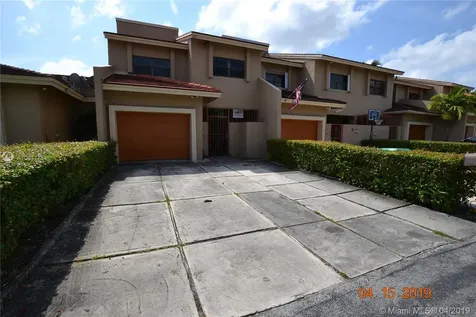 19600 Cypress Court Hialeah FL 33015