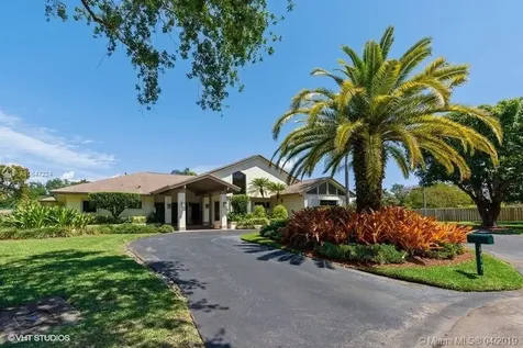 8917 SW 117th Street Miami FL 33176