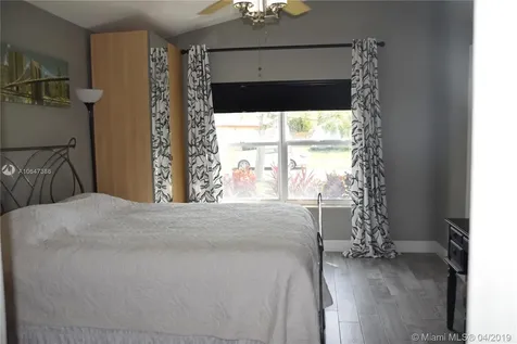 4803 SW 120th Avenue Cooper City FL 33330