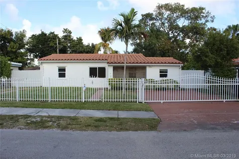 18321 NE 21st Avenue North Miami Beach FL 33179