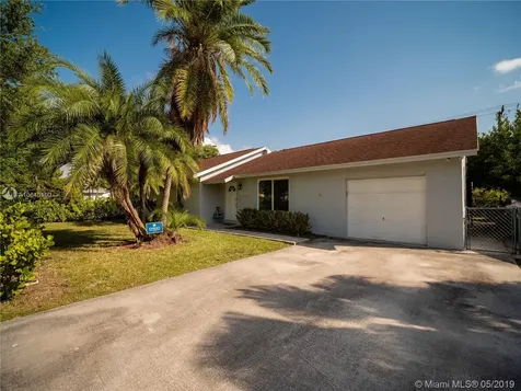 19641 Franjo Road Cutler Bay FL 33157