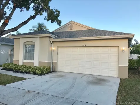 316 W Riverbend Drive Sunrise FL 33326
