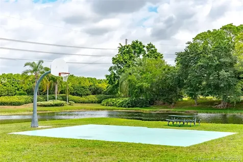 347 Bedford Avenue Weston FL 33326
