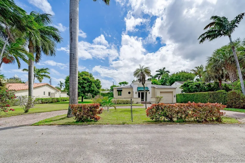 636 W 51st Terrace Miami Beach FL 33140