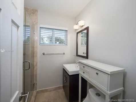 10400 SW 67 Avenue Pinecrest FL 33156
