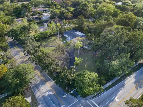 10400 SW 67 Avenue Pinecrest FL 33156
