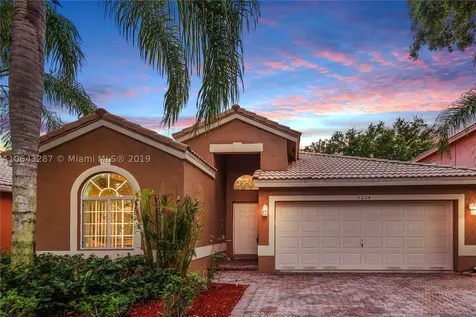 5034 Heron Court Coconut Creek FL 33073