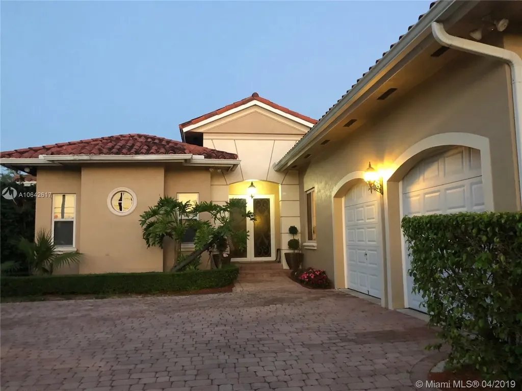3299 SW 108th Avenue Miami FL 33165