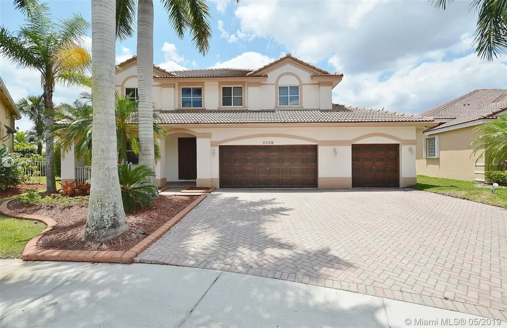 1538 Cardinal Way Weston FL 33327