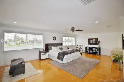 1538 Cardinal Way Weston FL 33327