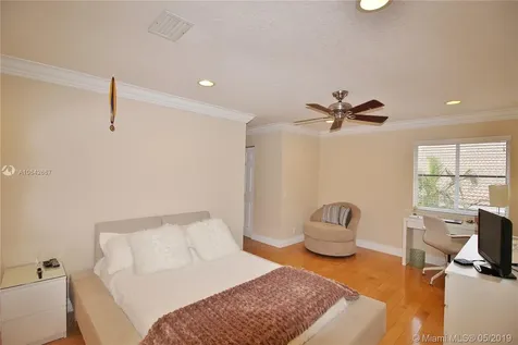 1538 Cardinal Way Weston FL 33327