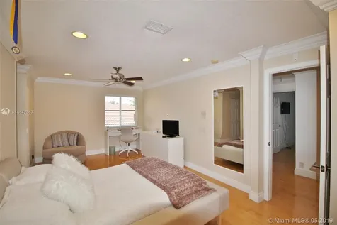 1538 Cardinal Way Weston FL 33327