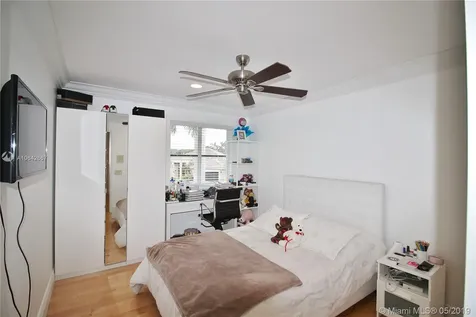 1538 Cardinal Way Weston FL 33327