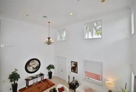1538 Cardinal Way Weston FL 33327