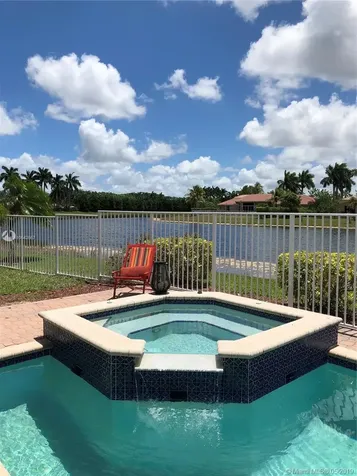 1538 Cardinal Way Weston FL 33327