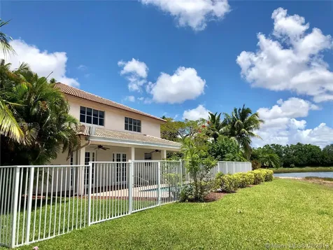 1538 Cardinal Way Weston FL 33327
