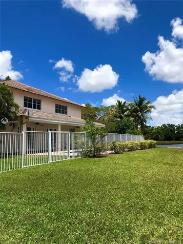 1538 Cardinal Way Weston FL 33327