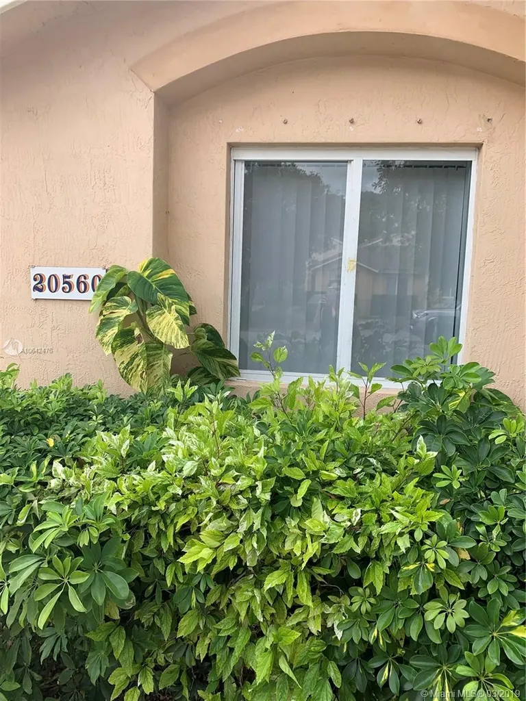 20560 SW 93rd Avenue Cutler Bay FL 33189