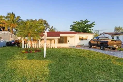 2506 Sunshine Boulevard Miramar FL 33023