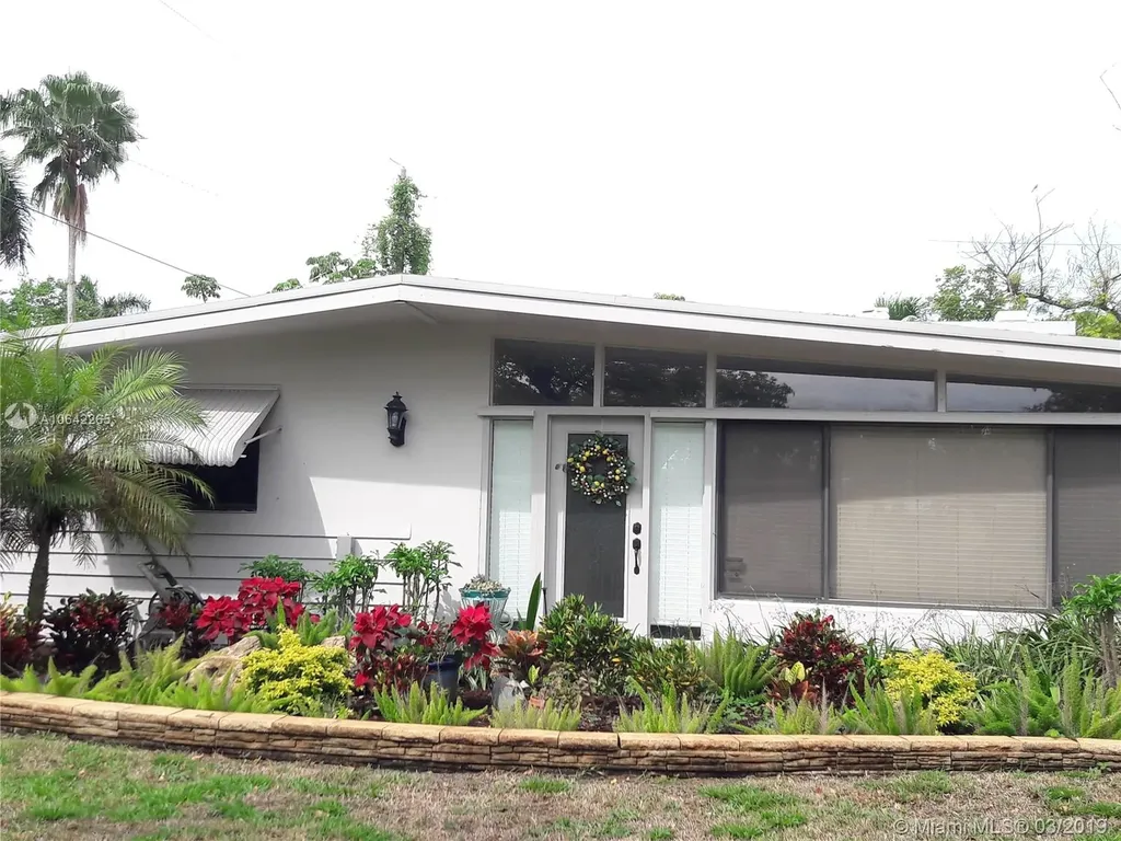 414 S 57th Avenue Hollywood FL 33023