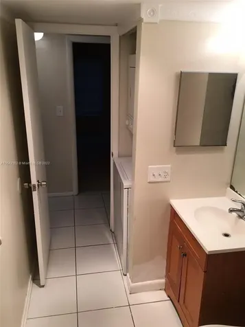 4170 Inverrary Drive Lauderhill FL 33319