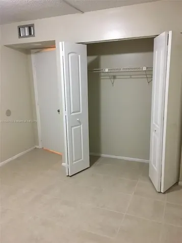 4170 Inverrary Drive Lauderhill FL 33319