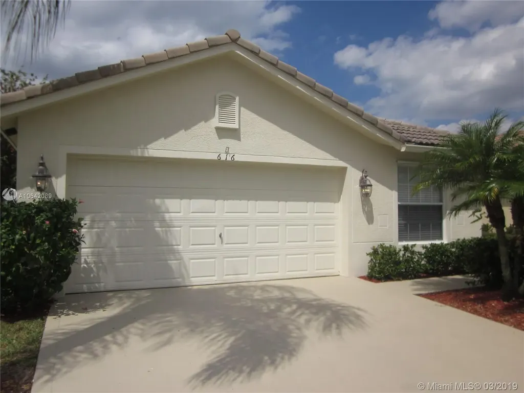 616 NW Stanford Lane Port St. Lucie FL 34983