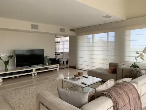 251 Crandon Key Biscayne FL 33149