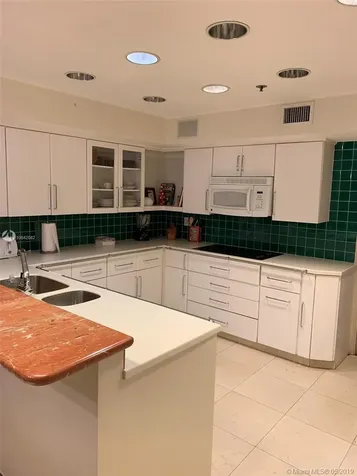 251 Crandon Key Biscayne FL 33149