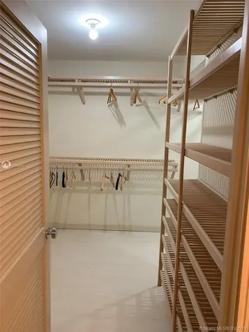 251 Crandon Key Biscayne FL 33149