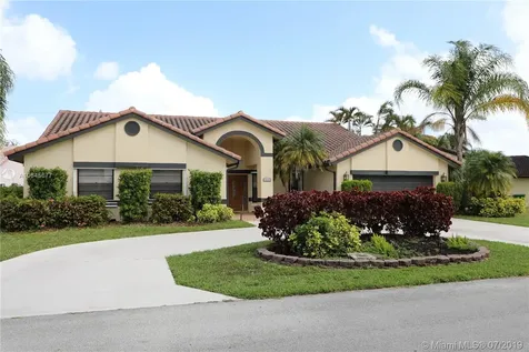 8419 NW 80th Court Tamarac FL 33321