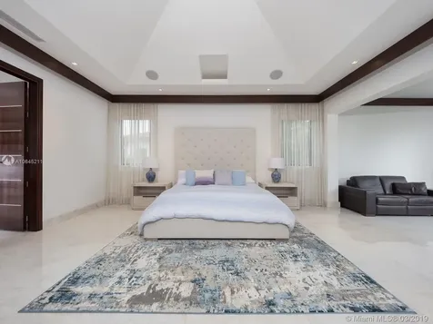 8901 SW 63rd Court Pinecrest FL 33156