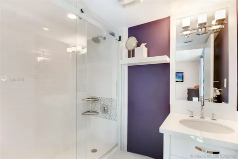 243 Meridian Avenue Miami Beach FL 33139