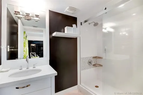 243 Meridian Avenue Miami Beach FL 33139