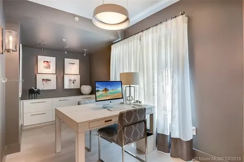 243 Meridian Avenue Miami Beach FL 33139