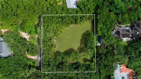 10945 Lakeside Drive Coral Gables FL 33156
