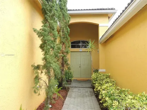 641 Nandina Drive Weston FL 33327