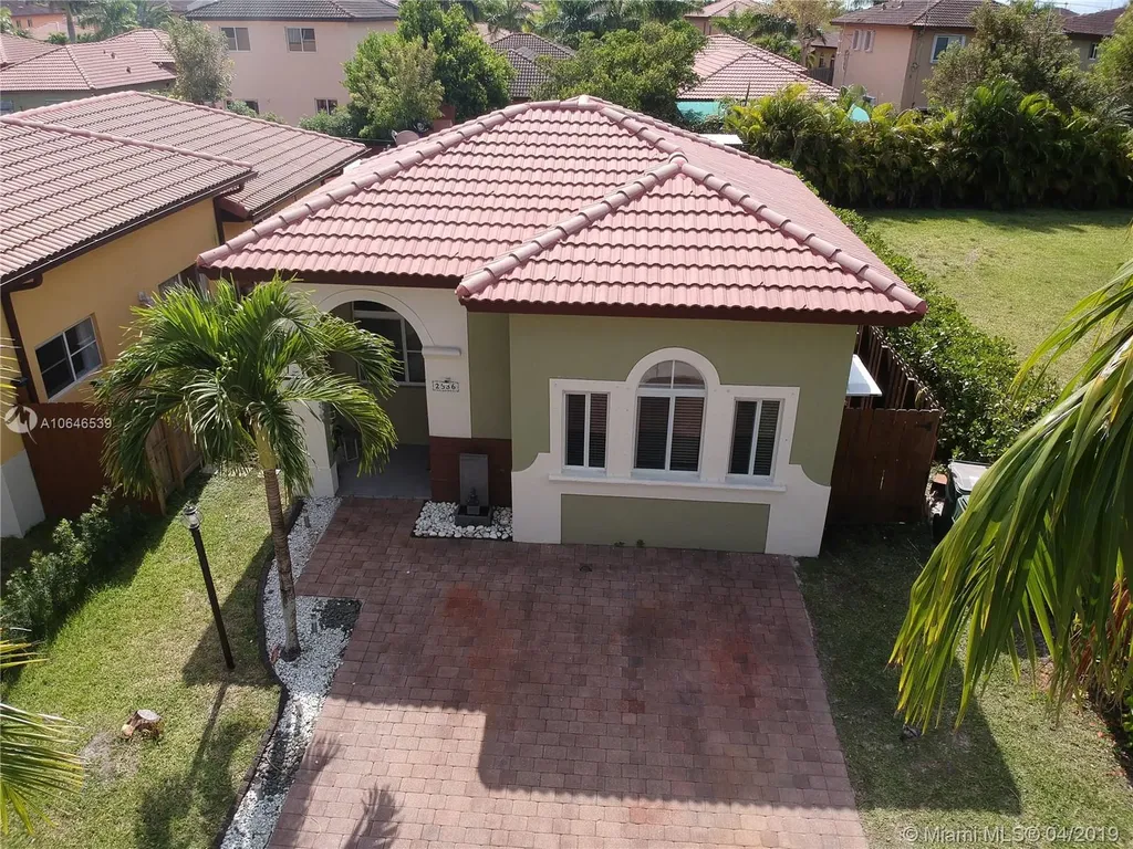 2536 NE 41st Terrace Homestead FL 33033