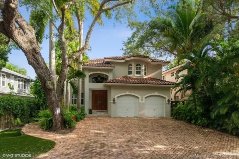 3643 Royal Palm Avenue Miami FL 33133