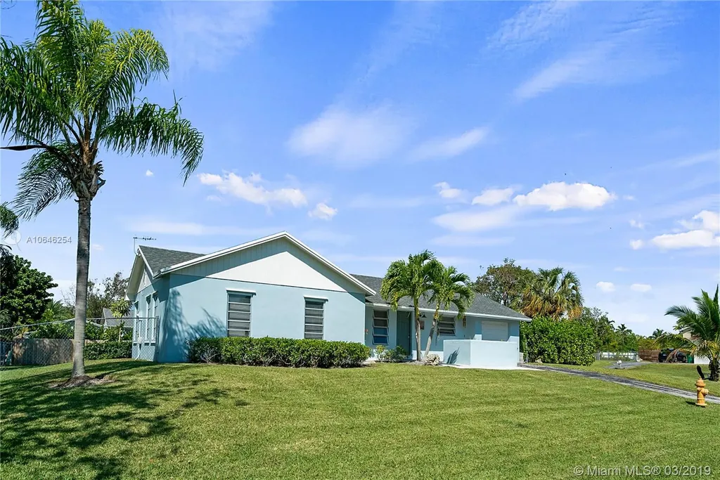 17840 SW 87th Court Palmetto Bay FL 33157