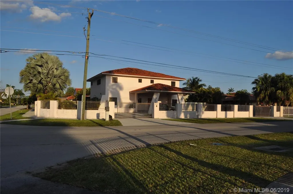 3011 SW 112th Avenue Miami FL 33165