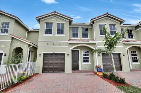 2446 SE 14th Court Homestead FL 33035