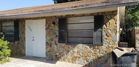 5738 Garfield Street Hollywood FL 33021
