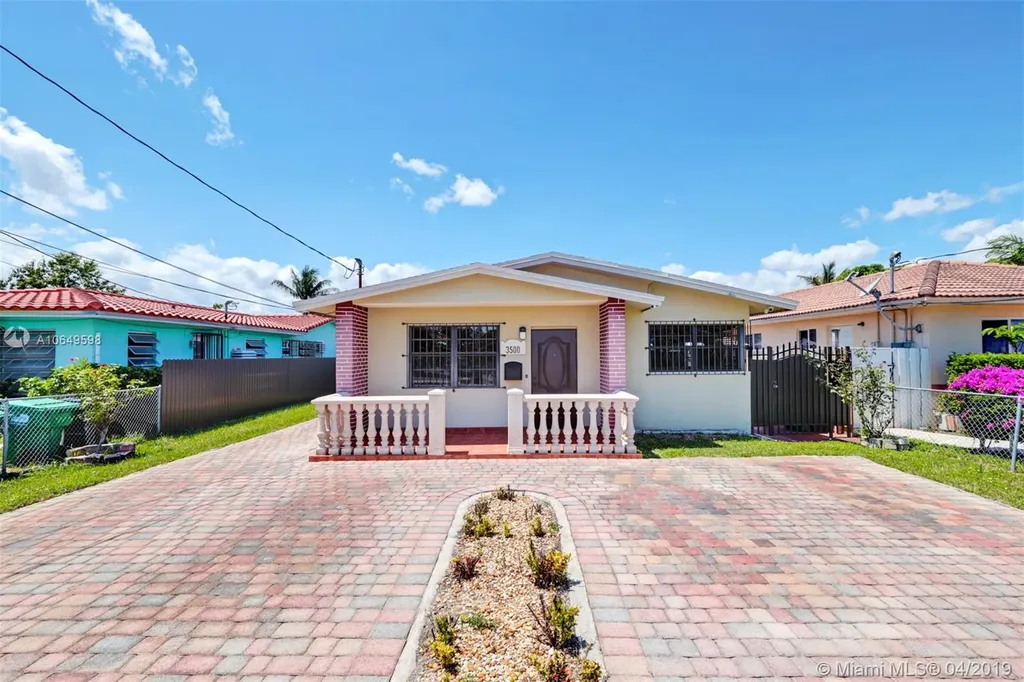 3500 SW 89th Avenue Miami FL 33165
