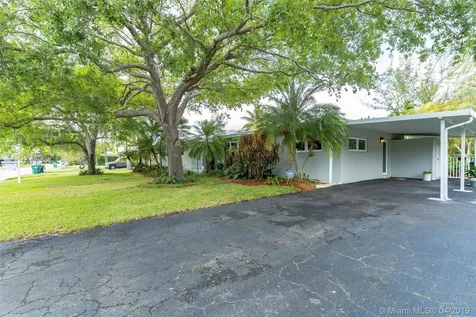 17020 SW 89th Court Palmetto Bay FL 33157